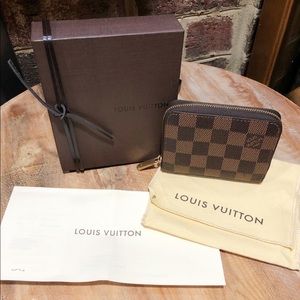 Zippy coin wallet in Damier Ebene